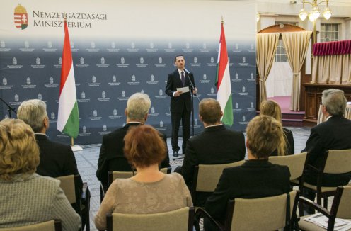 Varga Mihály nemzetgazdasági miniszter, Díj a sikeres vállalkozásokért